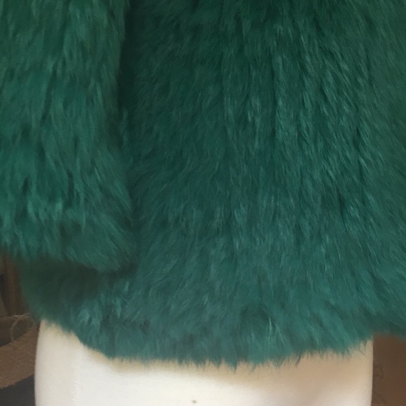 Knitted Rabbit Beauty - Picture 2 of 4